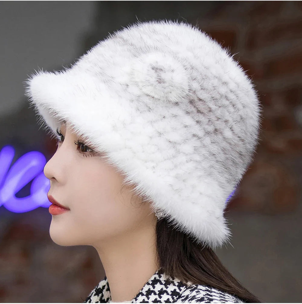 Woman Hat Winter Solid Mink Caps With Flower Natural Mink Fur Hats New Russian Girl Soft Knitting Real Fur Bucket Hats 2026 Warm