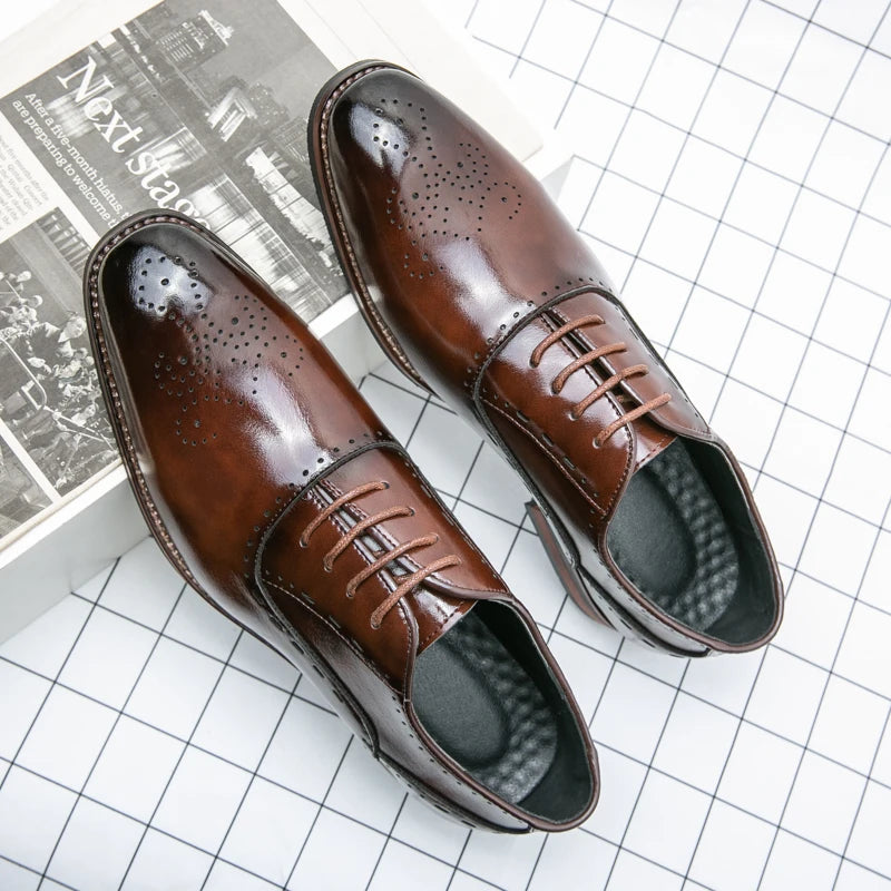 High Quality Leather Business Formal Shoes 2023 Classic Italian Casual Dress Shoes Men Elegant Office Formal Oxford Shoes