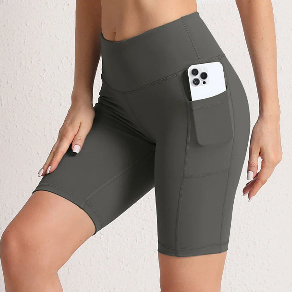 CHRLEISURE Women Yoga Shorts with 3 Pockets Seamless Gym Fitness Tights Elastic Cycling Shorts Female Solid Color Leggings