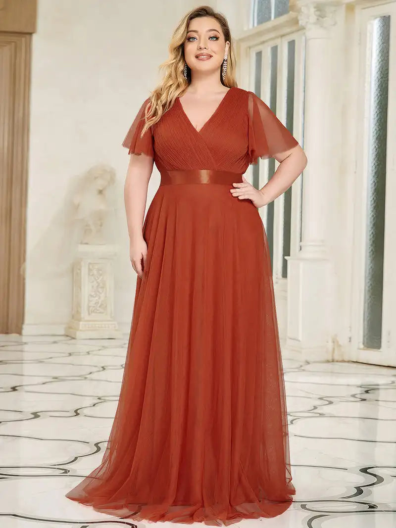 Evening wear Dresses: Plus Size Elegant Evening Dress Long V neck