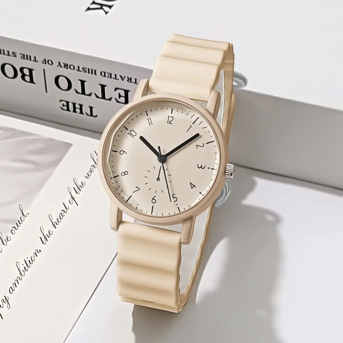 Fashion Jelly Color Women Watch Creative Wave Shaped Silicone Strap Quartz Wristwatch Girls Clock Gift Relogio Feminino Reloj