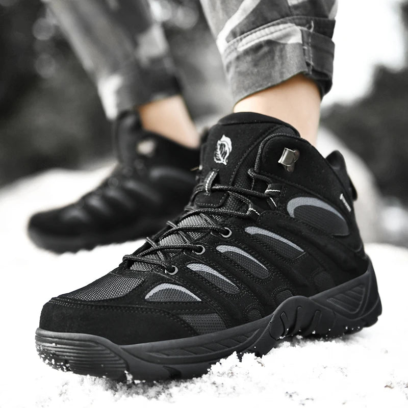 New Men High Quality Leather Boots Fishing Hunting Sneakers Desert Combat Men's Boots Outdoor Hiking Shoes Ankle Boots Work Safe