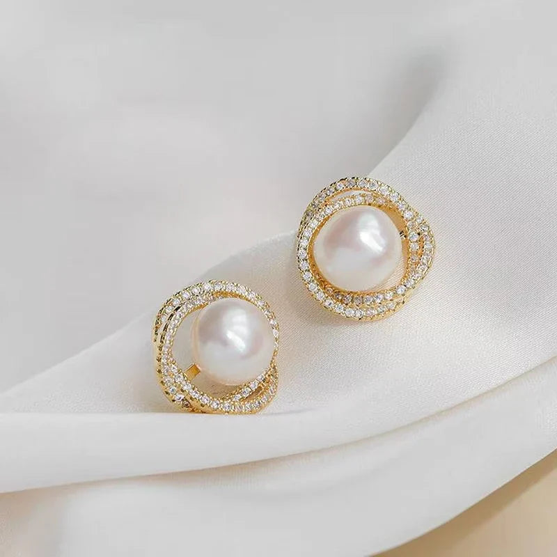 Trendy Round Imitation Pearl Earrings for Woman Mini Exquisite Shiny Zircon Stud Earrings Fashion Jewelry Party Bride Wedding K1