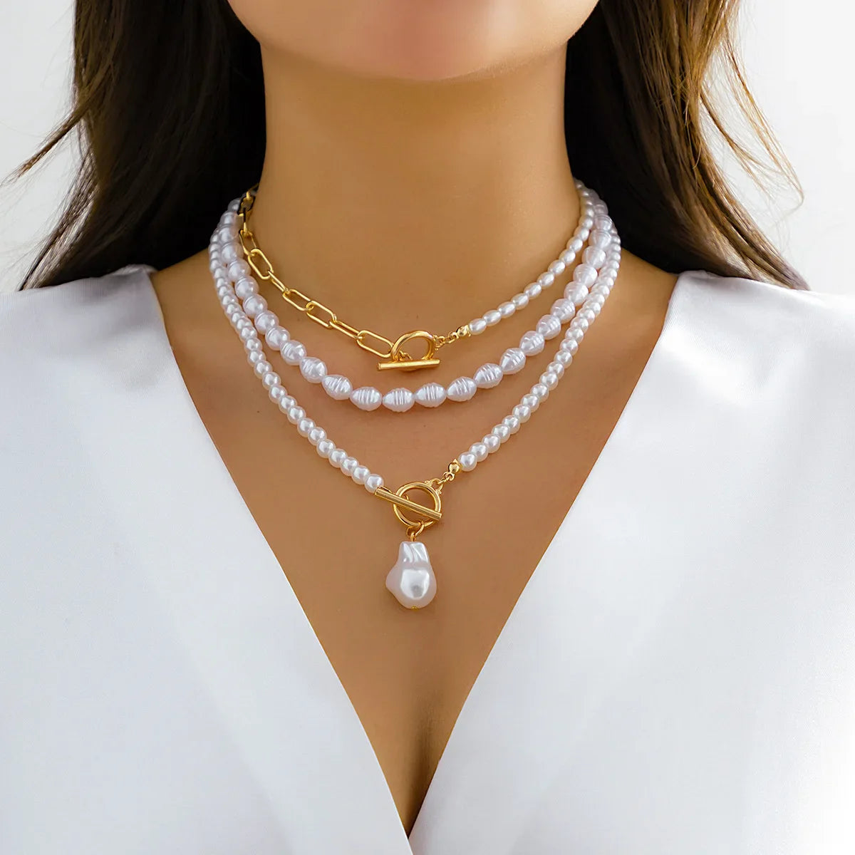 Elegant Irregular Imitation Pearl Beads Necklace for Women Vintage Party Wedding Tassels Choker Fashion Jewelry Accessories Gift