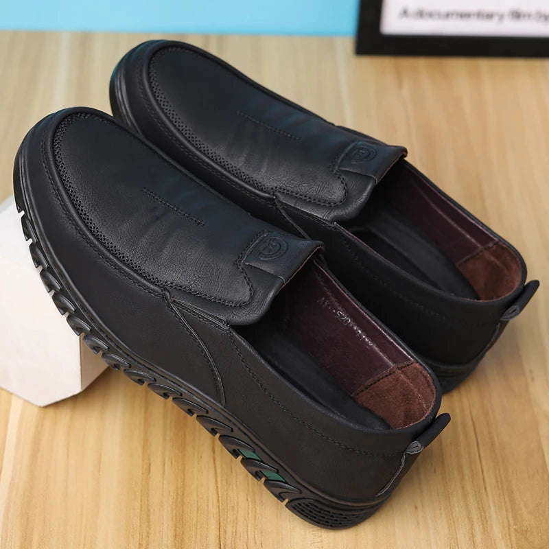 Leather Men Casual Shoes Brand Formal Mens Loafers Moccasins Breathable Slip on Retro Driving Shoes Men Sneakers Plus Size 39-48