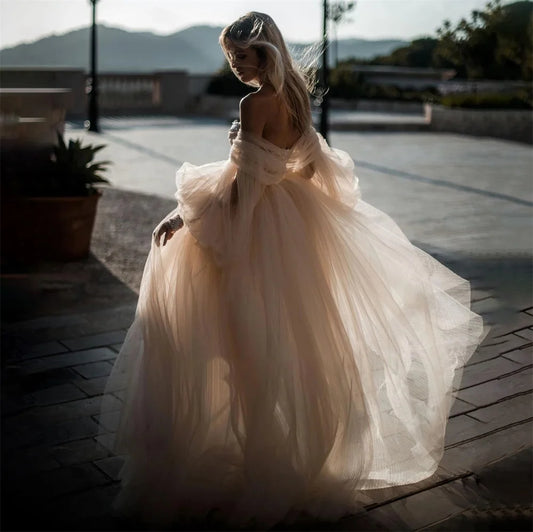 White Bridesmaid Dresses: Wedding Dresses For Woman Long Puff Sleeves Tulle Beach
