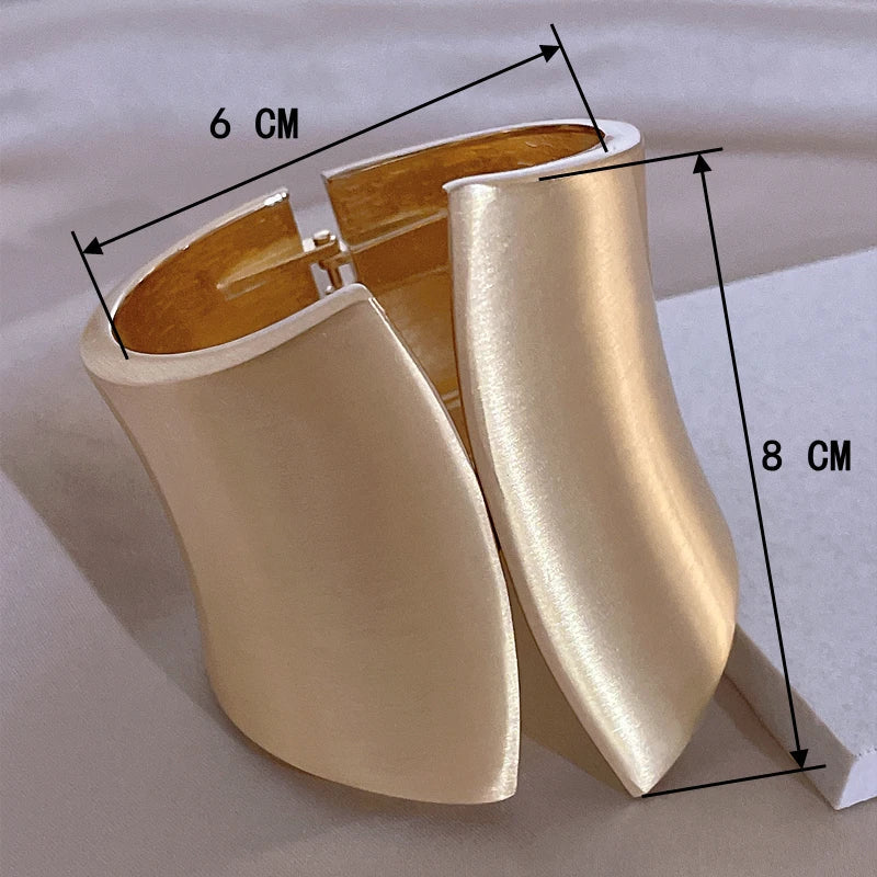 Exaggerated Chunky Heavy Metal Bracelet Bangle for Women Punk Goth Irregular Wide Gold Color Open Bracelet Party Jewelry Bijoux