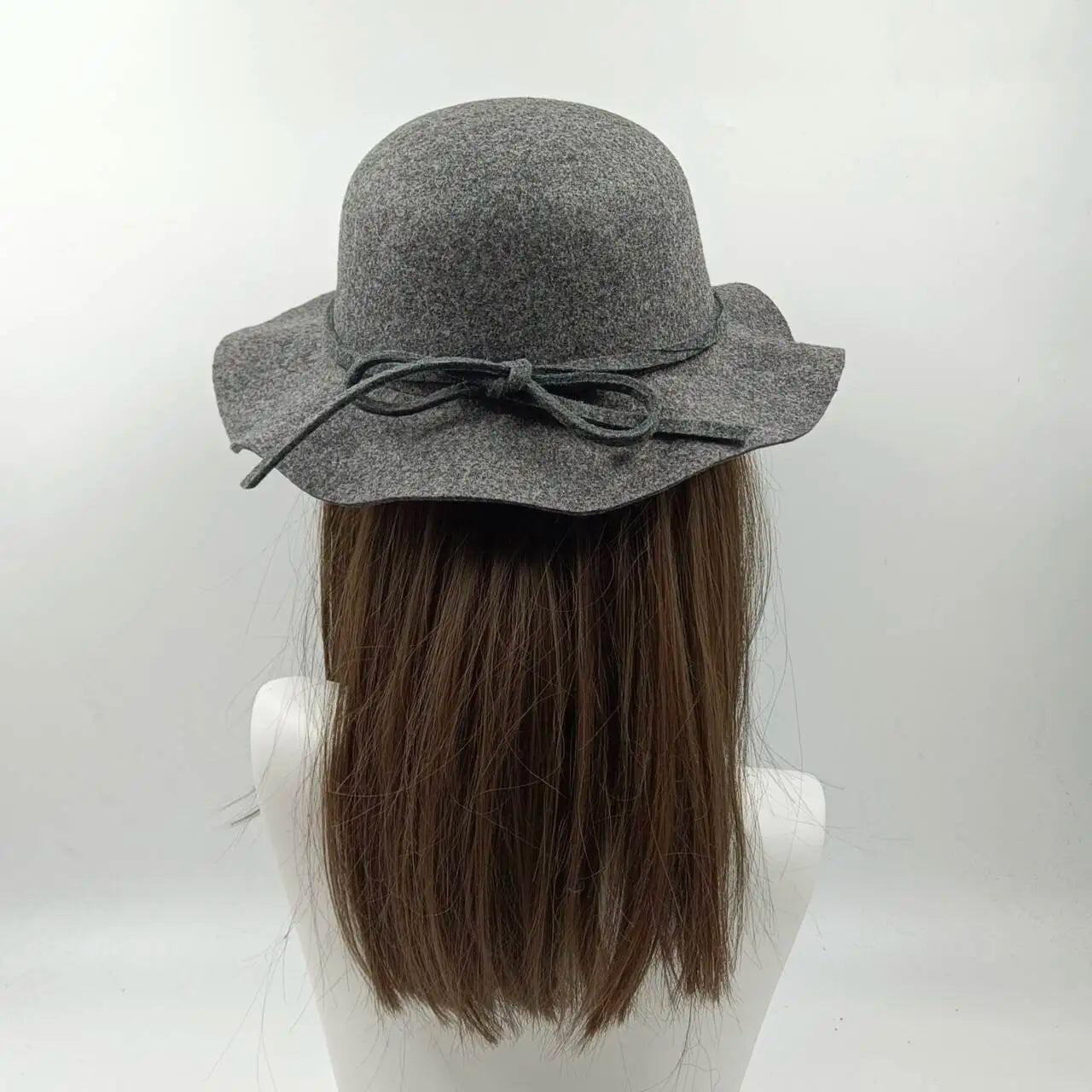 2025 NEW Fedora Hat Women's Autumn Wave Curled English Retro Versatile Fisherman Hat Fashion Hepburn Style Woolen Top Hat