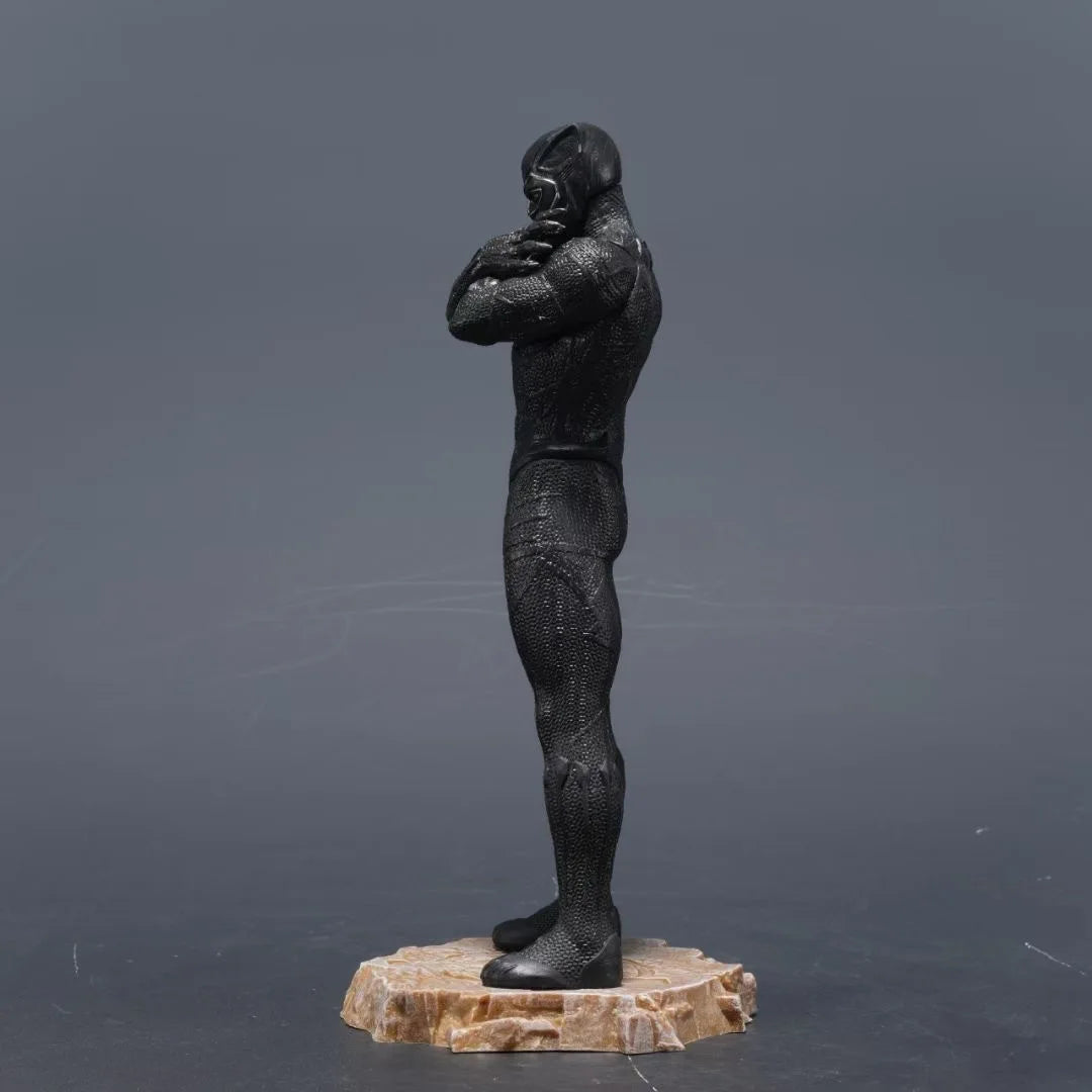 Marvel Anime Movie Statue Collection Iron Man Black Panther Premium Action Figures Desktop Ornament Pvc Toys Boy Surprise Gifts