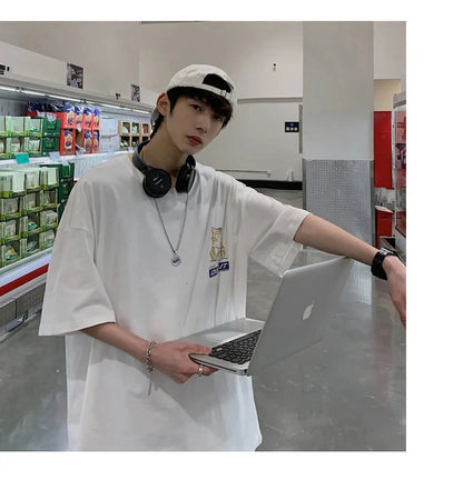 Harajuku Cat Cartoon Eating Noodles Graphic Men Women Tshirts Casual Short Sleeve Tees Japan Style Oversized T Shirt Clothing