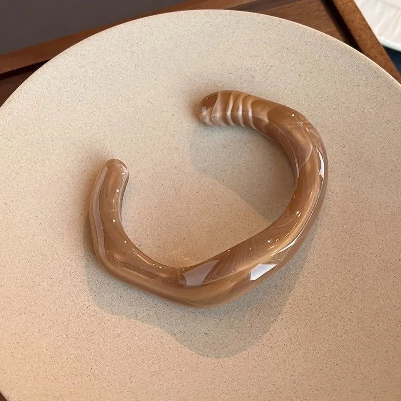 Fashion Unique Irregular Acrylic Cuff Bracelets for Women Simple Texture Multicolor Geometric Open Bangle Female Jewelry