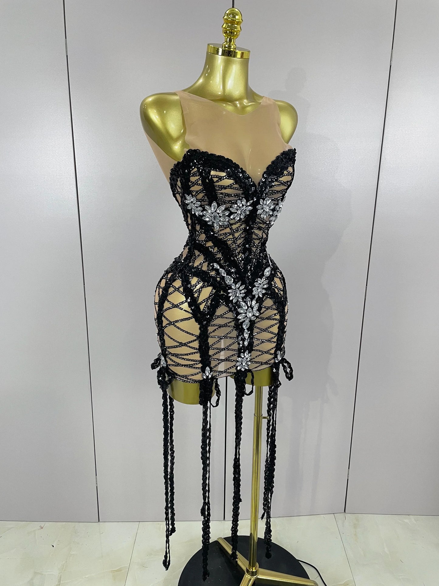 Sparkle Sequins Embroider Sparking Diamonds Long Tassel Sleeveless Mini Dress Women Red Carpet Goddess Stage Performance Costume