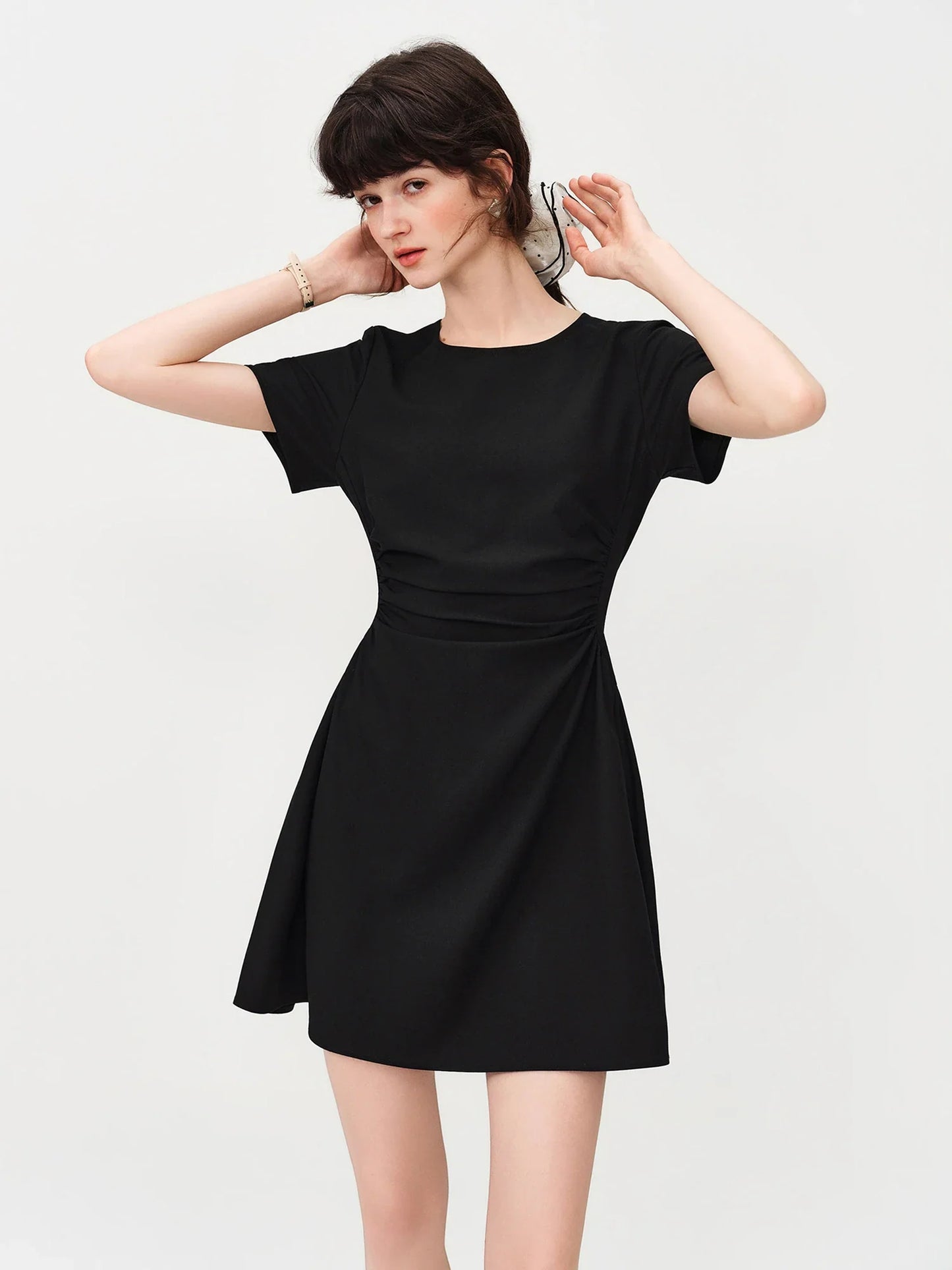 FSLE 2026 Summer Women's Black Midi Dress, Crew Neck Short Sleeve Waist-Cinching Slim Fit Black Dress for Chic Minimalist Style