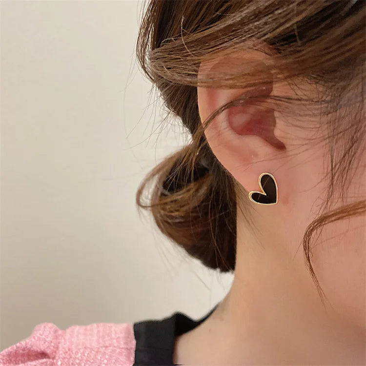 S925 Silver Needle New Love Design Sense Unique Small Group Earrings Simple Black Women's Ear Jewelry Wholesale And Retail