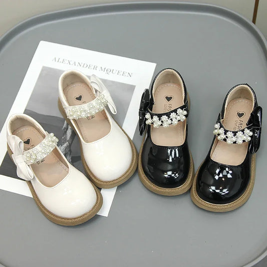 Children Leather Shoes for Girls Glossy Kids Fashion Pearls with Bow Casual Hook & Loop Princess Wedding Shallow Loafers 2023