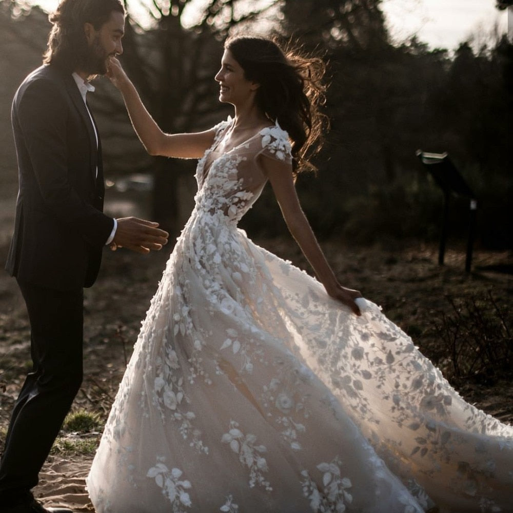 White Bridesmaid Dresses: Bohemian Wedding Dress Short Sleeve