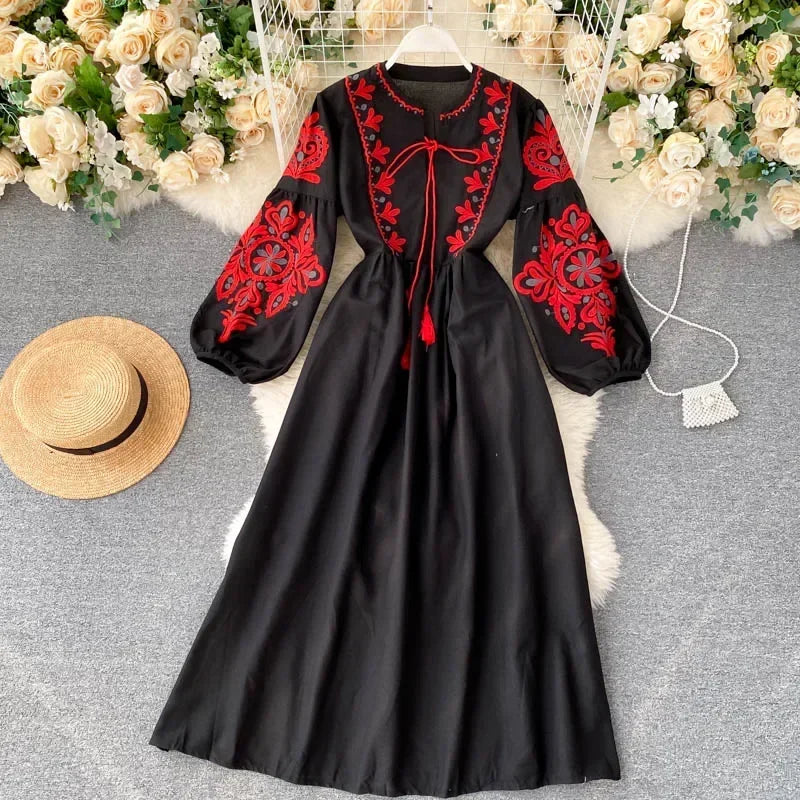 Bohemian Dress for Women O-neck Floral Embroidery Lantern Sleeve Dresses Ethnic Style Folds Holiday Beach Vestido Loose Dropship