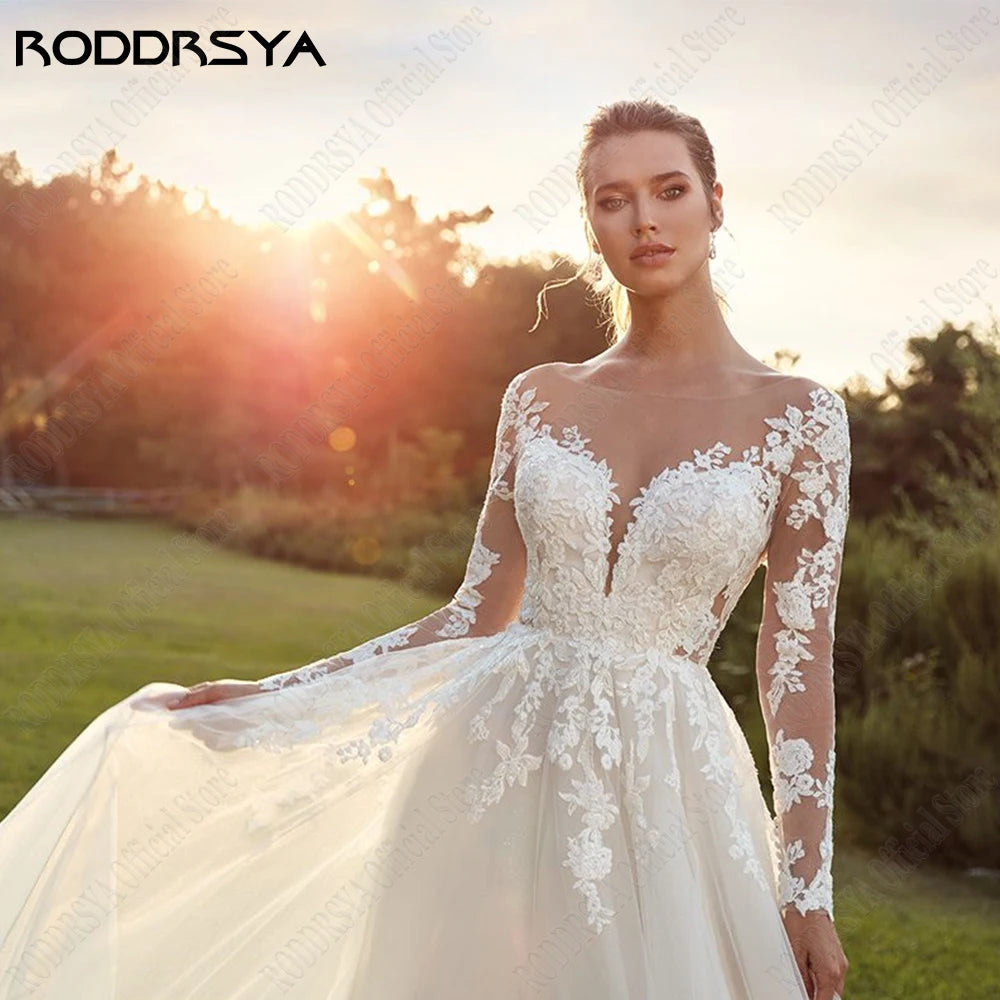 White Bridesmaid Dresses: Wedding Dresses For Woman Long Sleeves Illusion