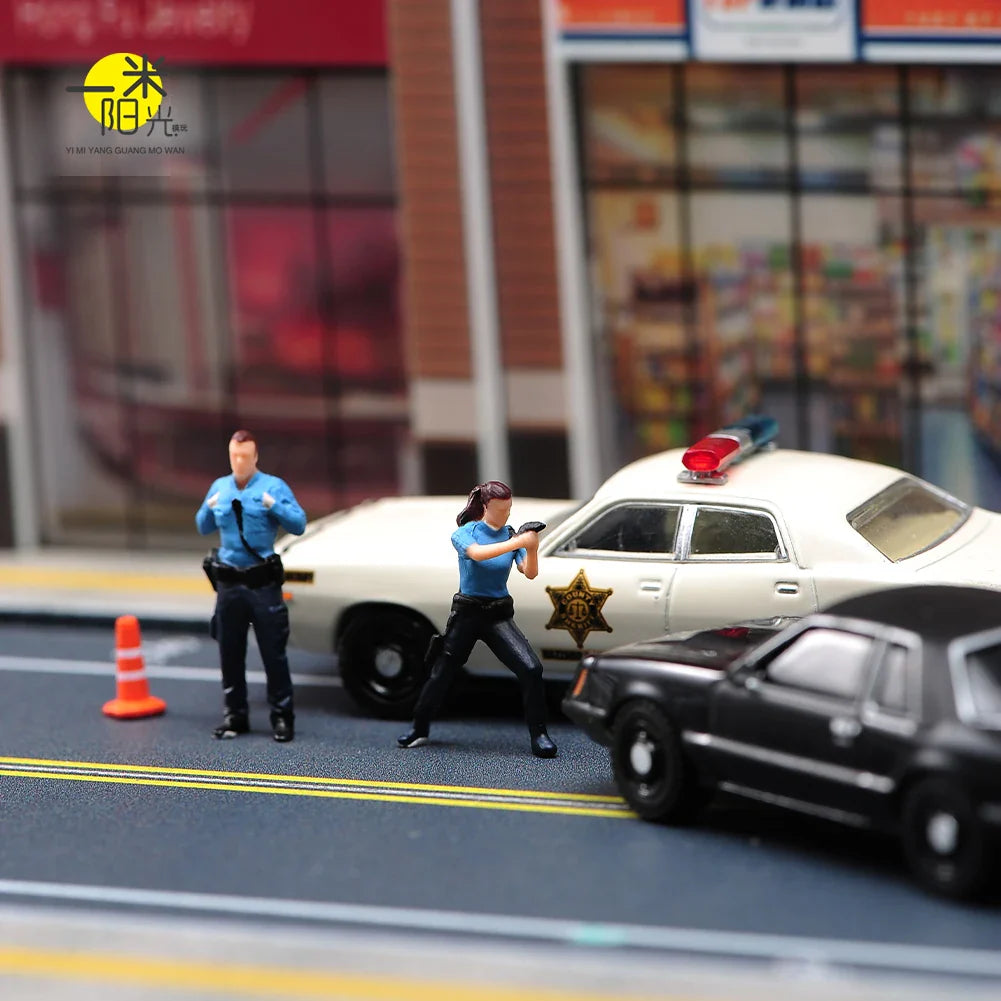 Painted Miniatures 1/64 Scale Beauty Handsome Boy Policeman Girls Male Female Scene Figure Model For Car Vehicles Decorate