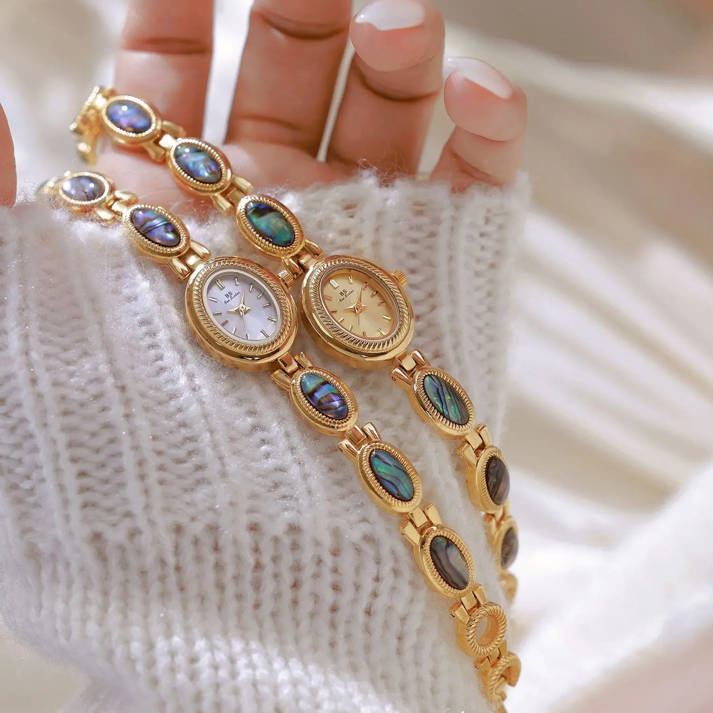 Top Brand Luxury Women Bracelet Watches Unique Design Fashion Elegant Ladies Wrist Watches For Female Clock Quartz Wristwatches
