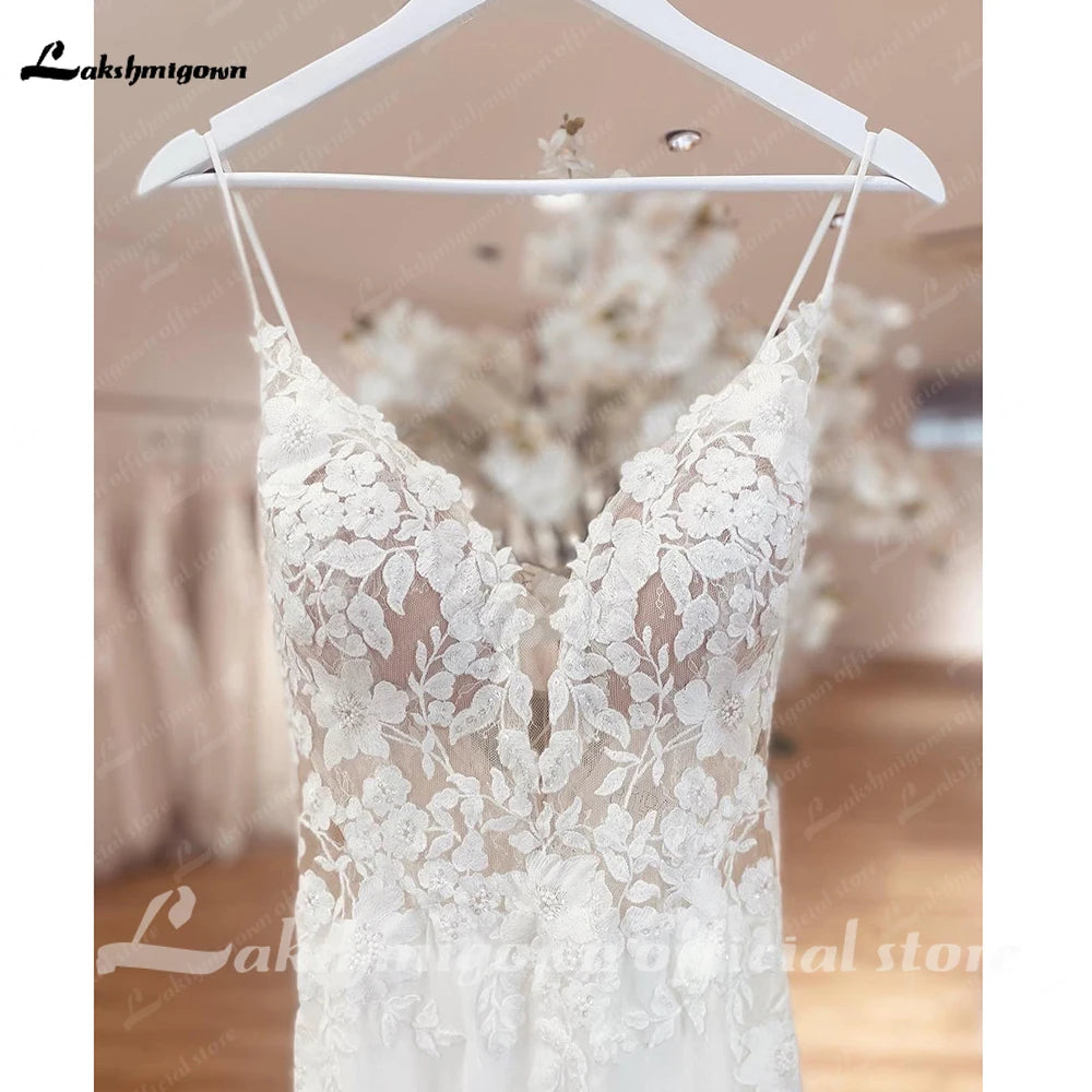 White Bridesmaid Dresses: Straps Boho Lace Wedding Dress V Neck Lace Appliqued