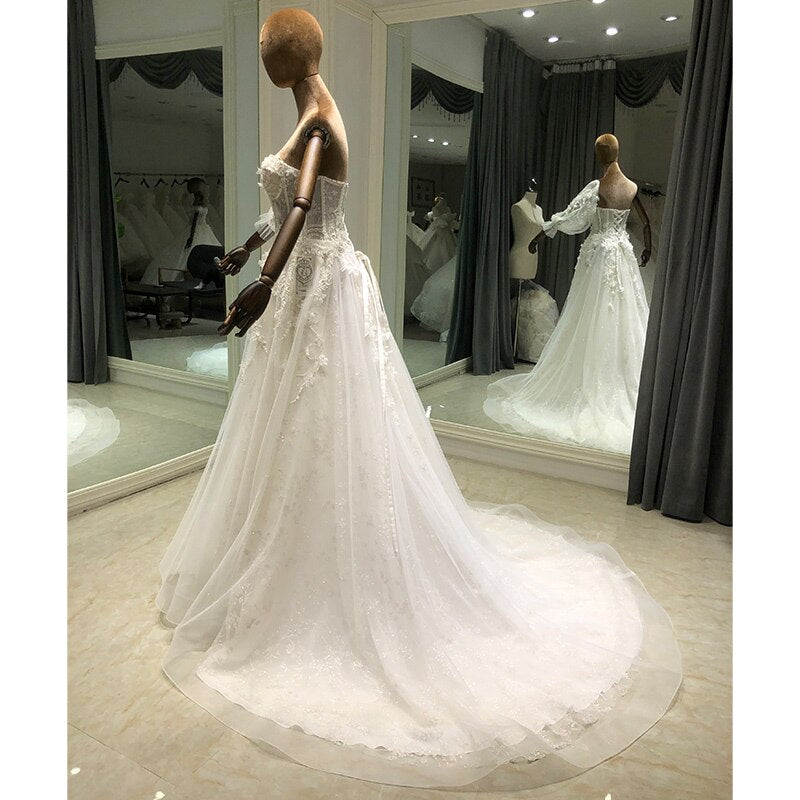 White Bridesmaid Dresses: Detachable Sleeve Bride A-Line Wedding Dress