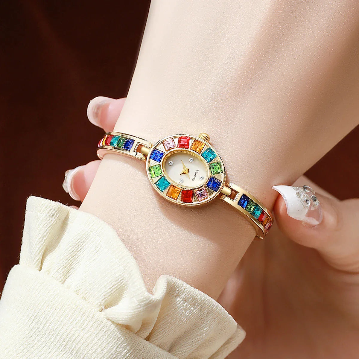 1PC Women's Retro Style Quartz Watch Elegant Ladies' Style Colorful Diamond Set Dial Compact Watch Women's Watch Holiday Gift