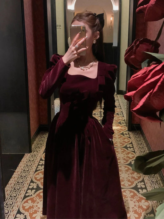 Formal attire Dresses: Vintage Christmas Red Velvet Dress Square Collar Evening Party
