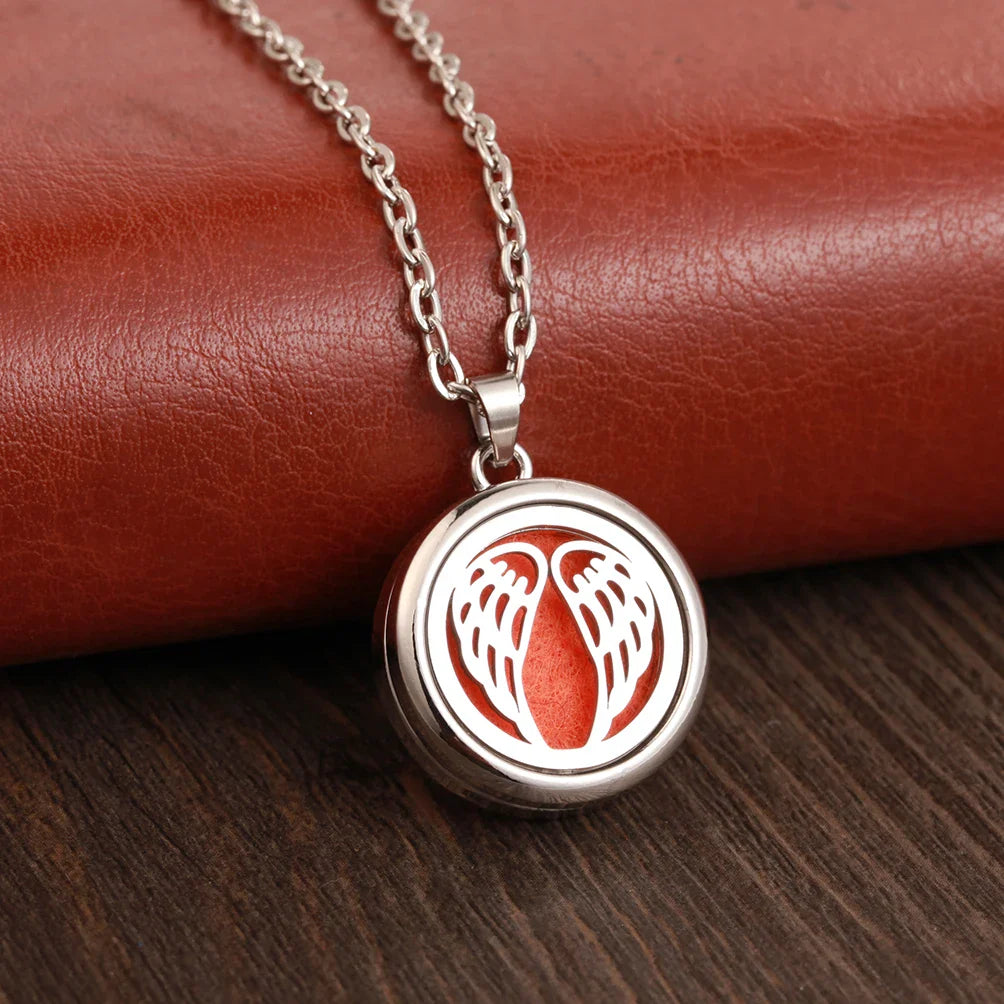 New Tree Of Life Aromatherapy Necklace Stainless Steel Essential Oil Diffuser Amulet Perfume Locket Pendant Women Jewelry Gift