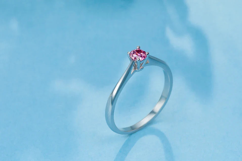 GIGAJEWE Moissanite 0.3ct 4mm Round Cut Blue/Pink/white 925 Silver Ring Diamond Test Passed Fashion Claw Setting Woman Girl Gift