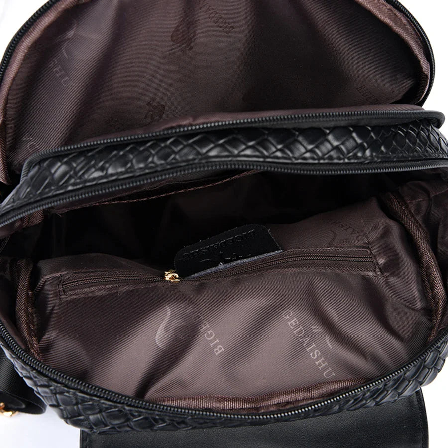 Luxury Women Leather Backpacks for Girls Sac A Dos Casual Daypack Black Vintage Backpack School Bags for Girls Mochila Rucksack