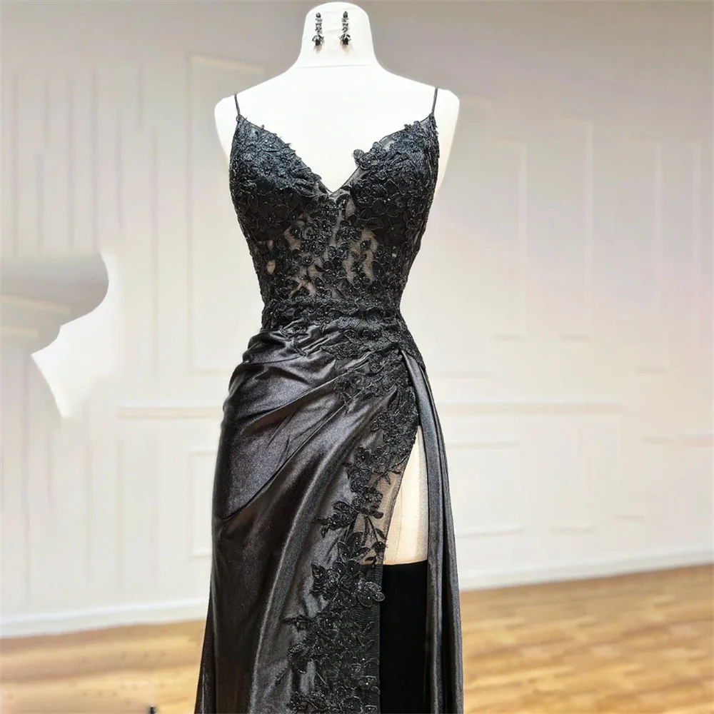 Homecoming Dresses: Women's Evening Dress Appliques Lace Formal Gown