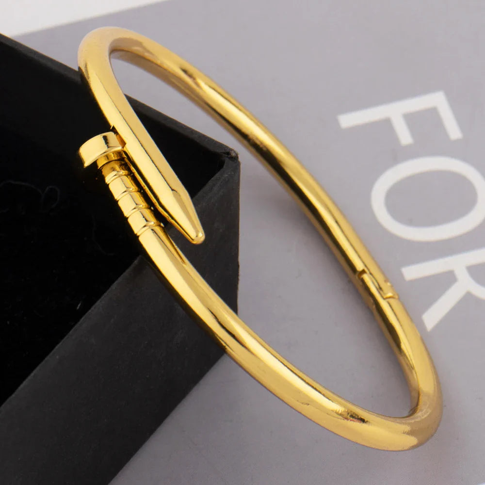 316L stainless steel gold-plated bracelet Fashion Personality Simple Punk Retro Hip-hop High Temperament Bracelet