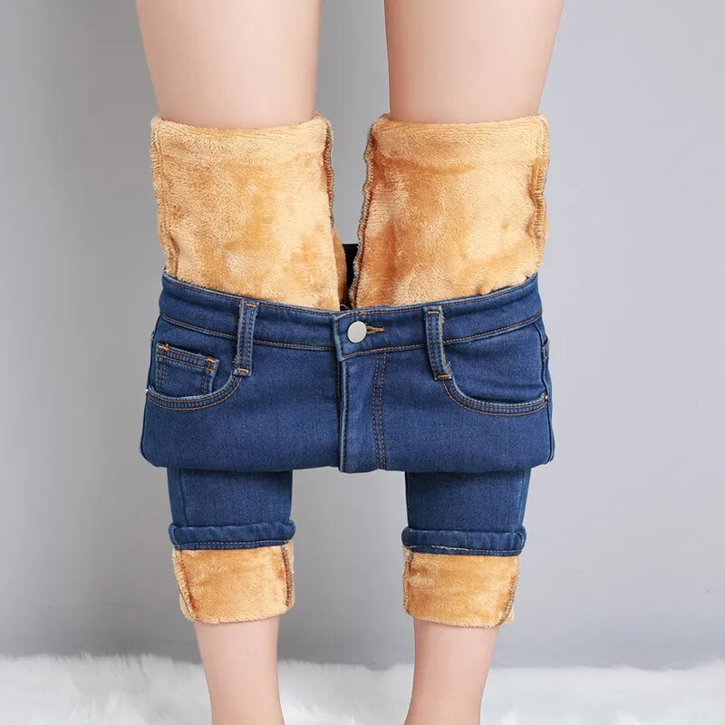 New Women Thermal Jeans Winter Snow Warm Plush Stretch Jeans Lady Skinny Thicken Students Denim Pants Fleece Mom Fur Trousers