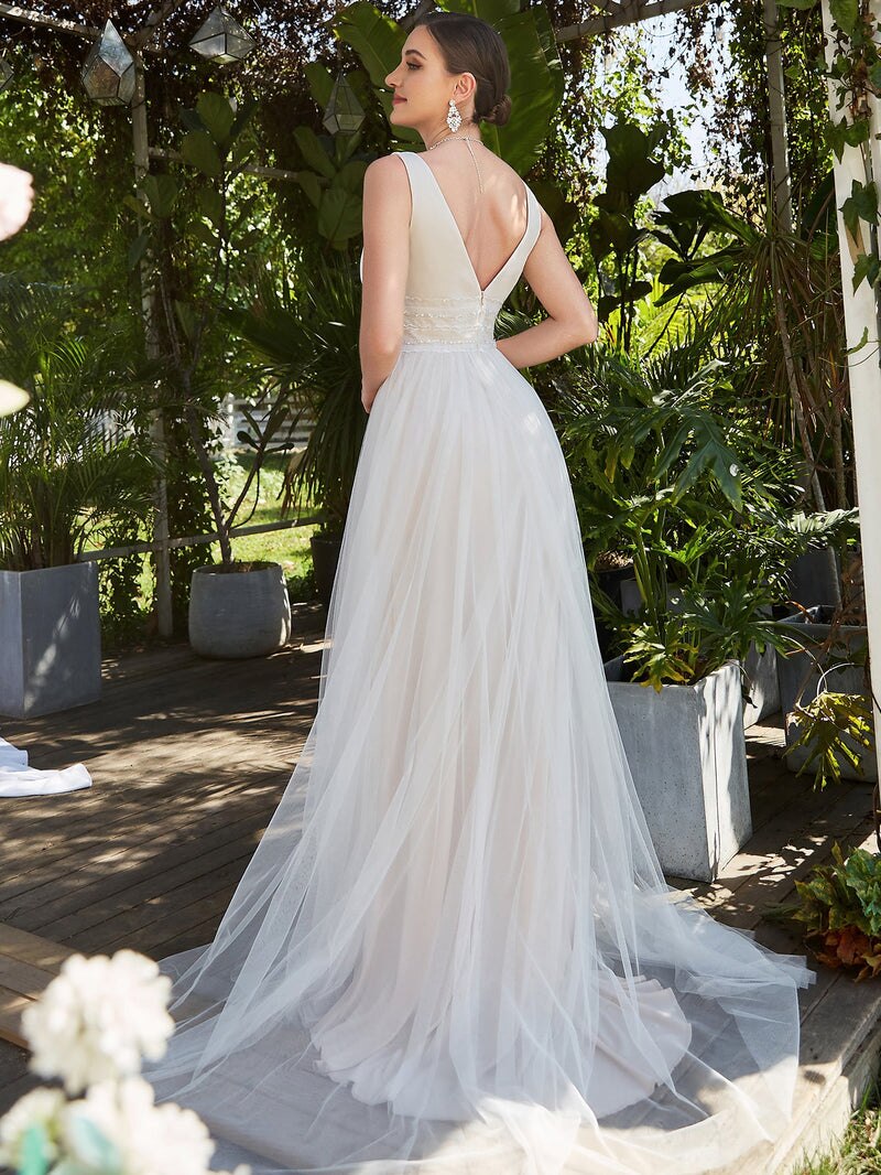 White Bridesmaid Dresses: Wedding Dresses Deep V-neck Backless Sleeveless