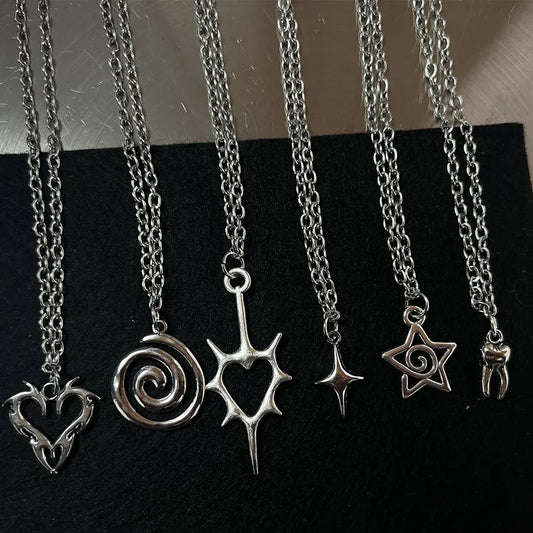 Y2K Flail Fire Heart Teeth Pendant Necklace for Women Men Charm Necklace Grunge Punk Fashion Jewelry ﻿