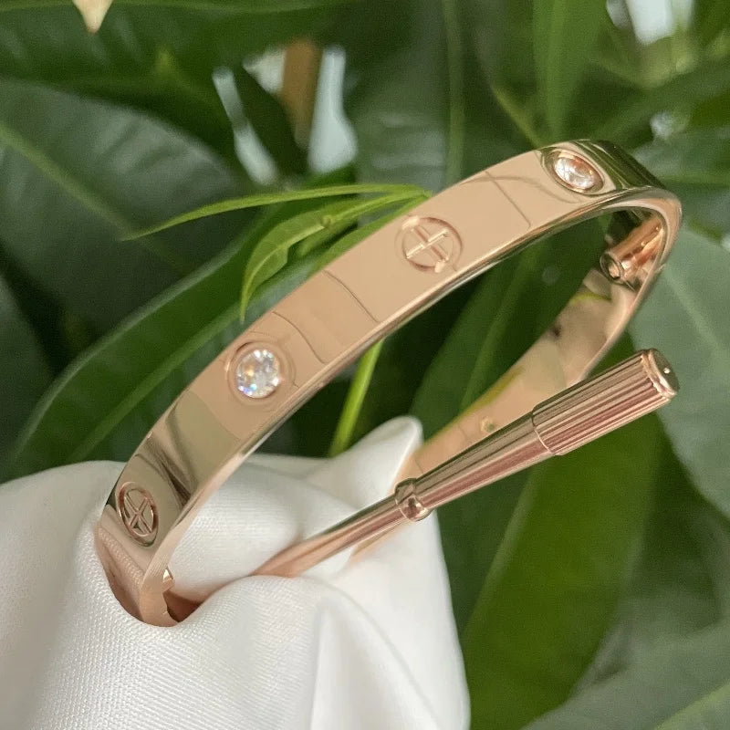 Stainless Steel Couple Bracelet for Women Men Love Cross Zircon Cartierred Bangle Valentine's Day Gift Anniversary Jewelry