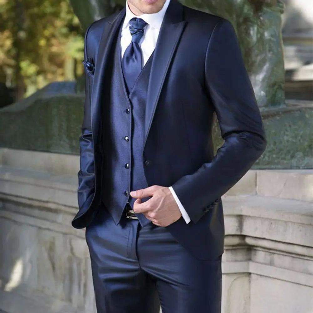Beach Wedding Outfit Men: Groom Tuxedo Navy Blue Peak Lapel Wedding/Prom