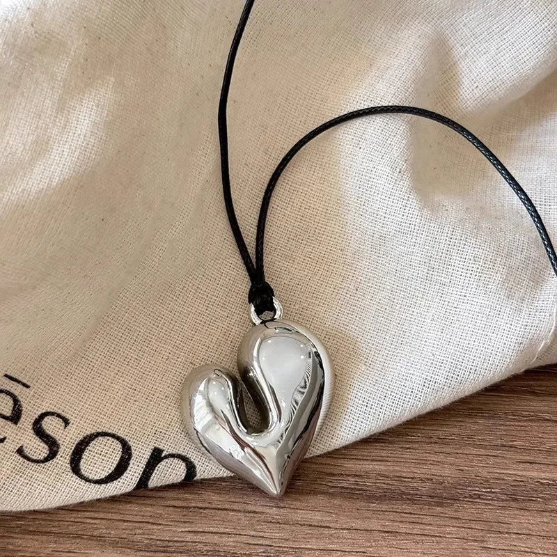 Fashion Metal Long Pull Necklaces for Women Luxury Elegant Silver Color Matte Snake Bone Chain Necklace Jewelry Accessories Gift