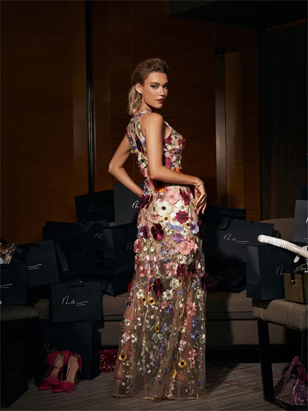 Homecoming Dresses: Flower Lace Embroidery Prom Dresses Crew-neck Evening Dress