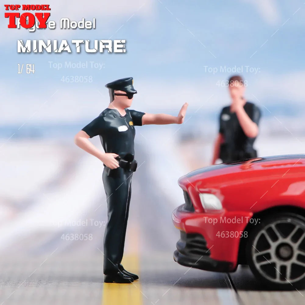 Painted Miniatures 1/64 Scale Beauty Handsome Boy Policeman Girls Male Female Scene Figure Model For Car Vehicles Decorate