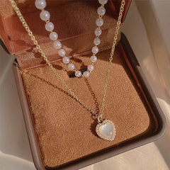 Cute Love Heart Shaped Pendant Necklace Pearl Chain Shiny Fashion Women Aesthetic