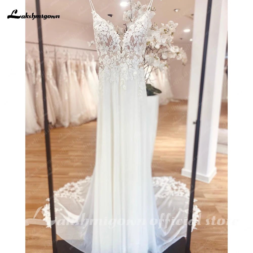 White Bridesmaid Dresses: Straps Boho Lace Wedding Dress V Neck Lace Appliqued