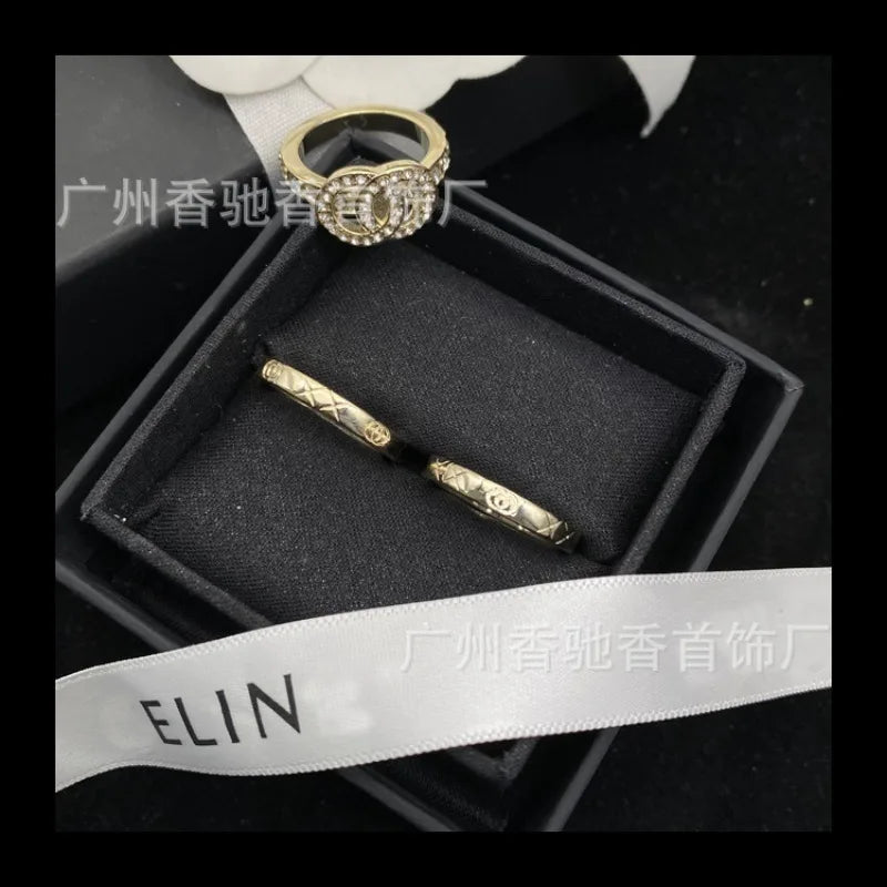 New Diamond-set Three-in-one Design Ring, High Version of The Same Popular Jewelry