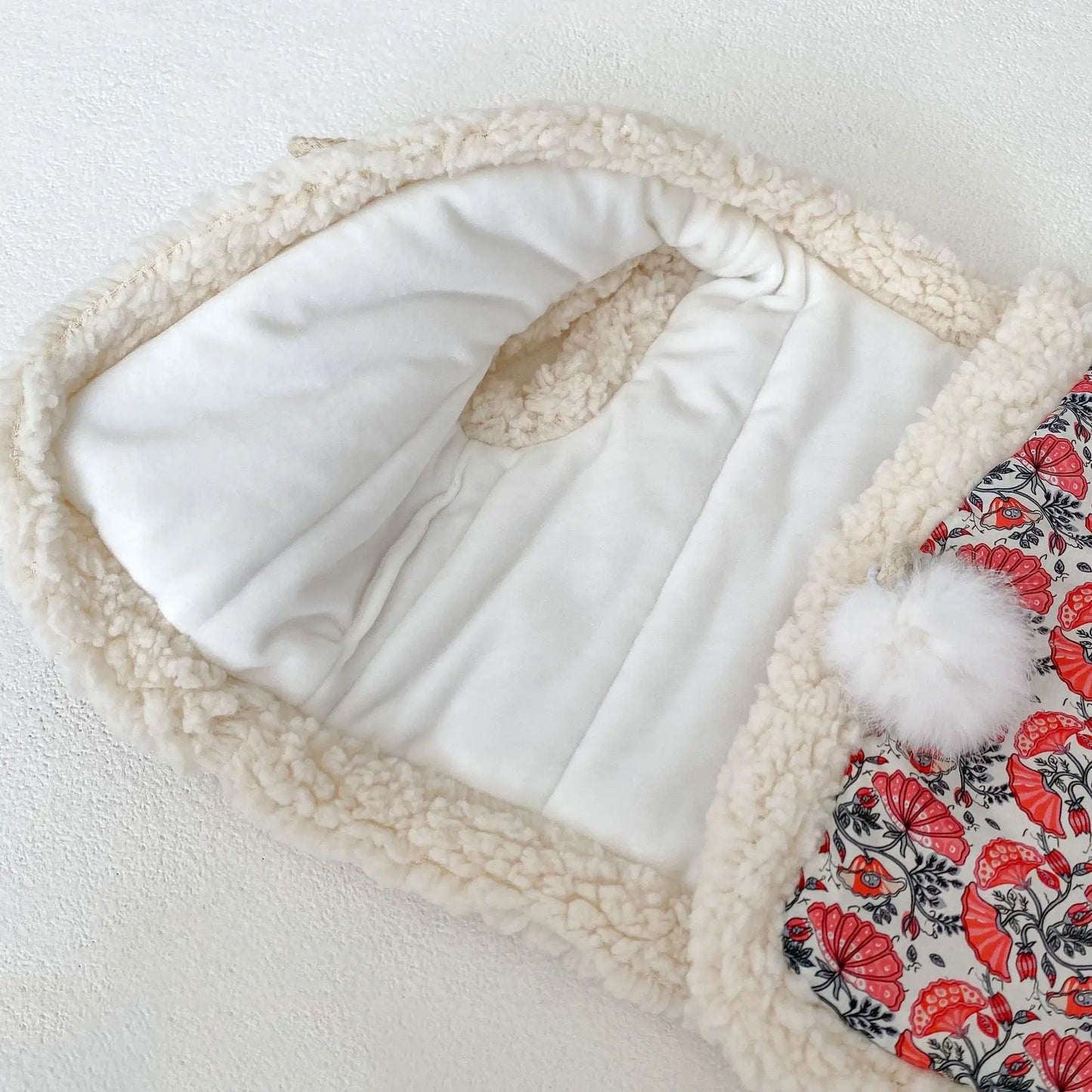 Winter Girl Baby Versatile Cotton Thickened Insulation 0-2 Year Old Baby Fashion Print Small Flying Sleeve Vest Small Coat