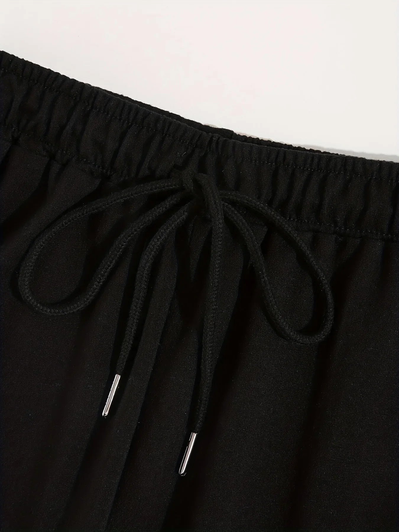 Women's sports shorts and sweatpants solid color pants with pockets and drawstrings loose knitted sweatpants