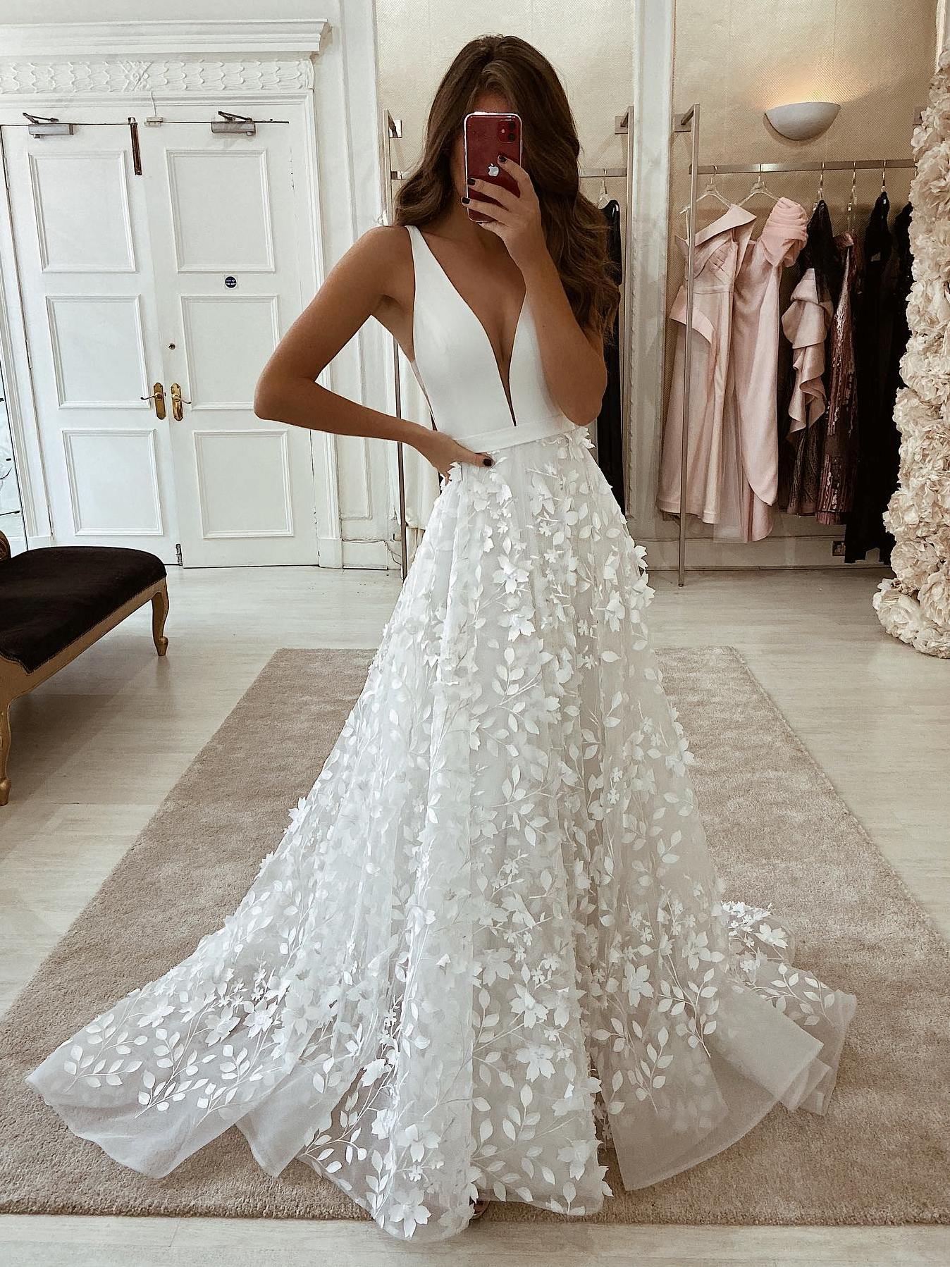 Wedding Dresses 3D Flowers Lace Bridal Gowns Elegant Bridal Wear