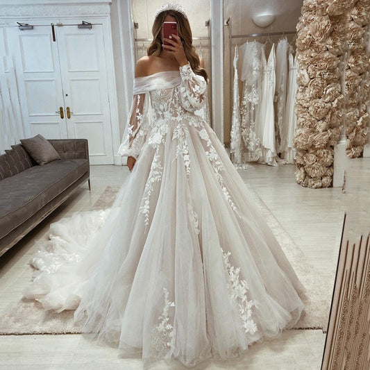 White Bridesmaid Dresses: Boho Wedding Dresses Detachable Puff Long Sleeve Lace