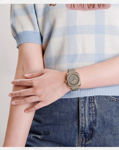 NAVIFORCE Fashion Women's Casual Elegant Simple Polygon Quartz Silicone Watch Gift for Women Wristwatch Casual Relogio Feminino