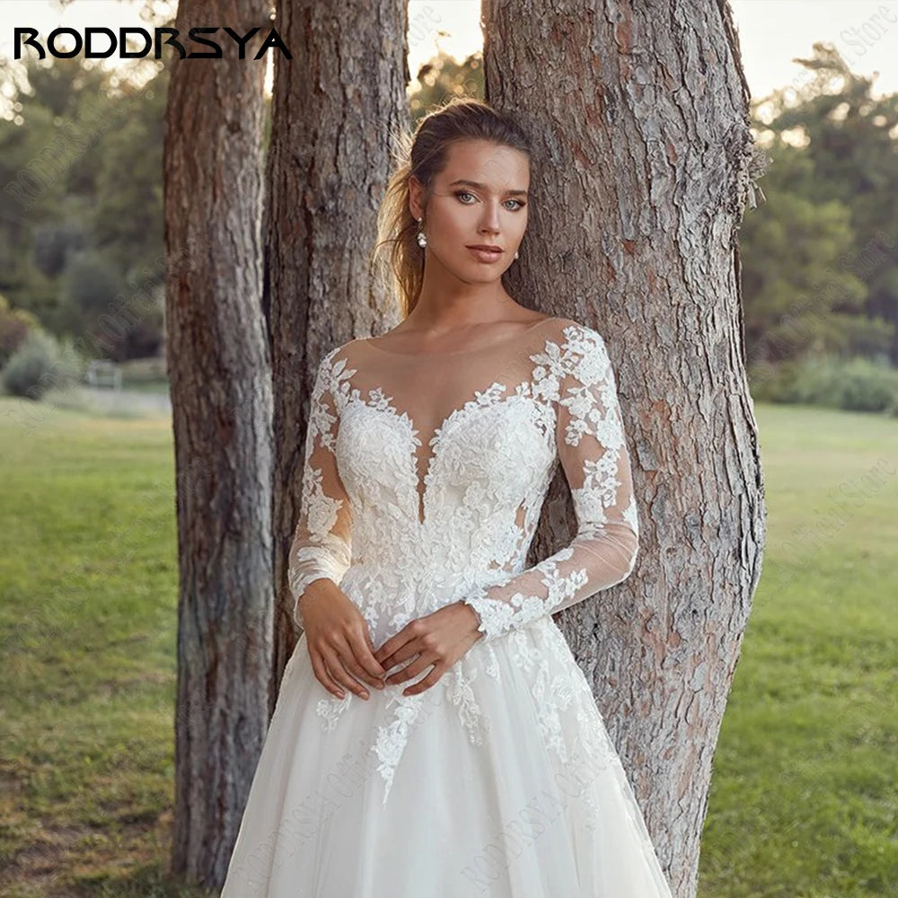 White Bridesmaid Dresses: Wedding Dresses For Woman Long Sleeves Illusion